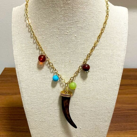 Robert Rose Signed Vintage Gold Tone Necklace with 4 Hanging Beads & Horn. - Picture 1 of 6